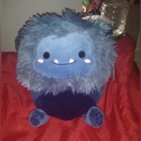 11in Dani Blue Big Foot Original Squishmallows FTM - Picture 2 of 7